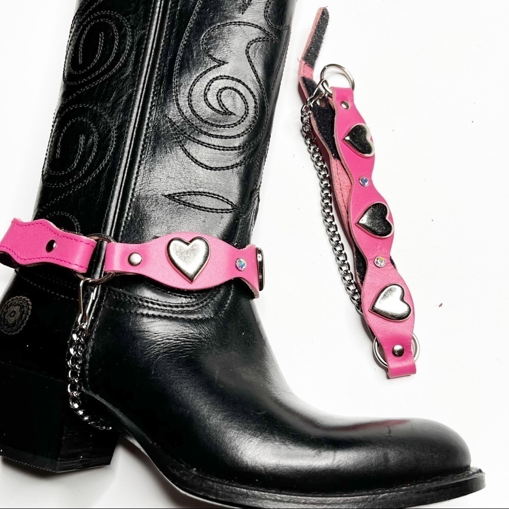 Dangerous Threads | Western Boot Chains